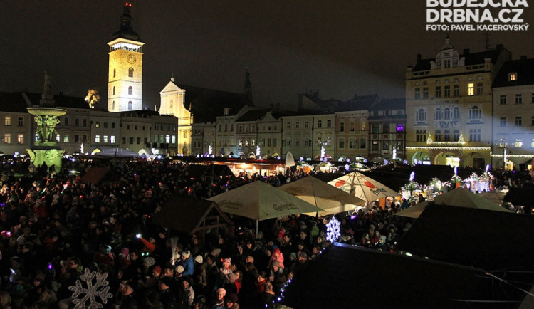Den s Budějckou Drbnou: AdventStar se stala kapela Marathon!