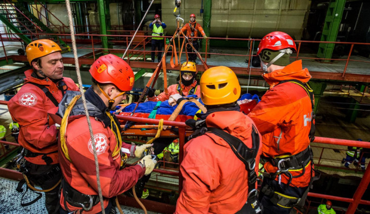 Cvičení v curovaru