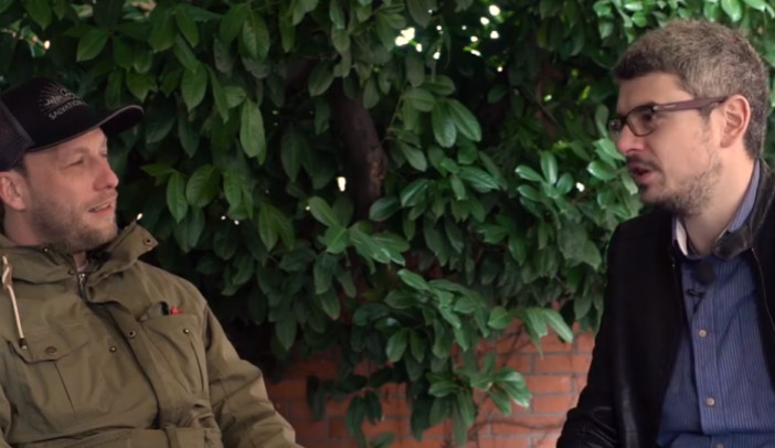 Češi nejsou tolik srdeční, jako Srbové, říká stand-up komik Nikola Džokić  Zdroj: https://www.jihlavskadrbna.cz/video/drbarna/5352-cesi-nejsou-tolik-srdecni-jako-srbove-rika-stand-up-komik-nikola-dzokic.html?utm_source=copy