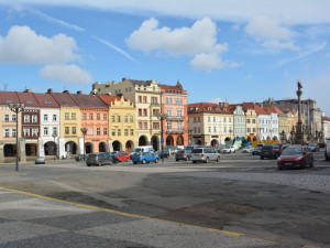 Hradec dá přebytek rozpočtu hlavně na stadion a opravy škol