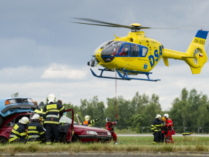 Královéhradecké letiště ožije na nebi i na zemi: další ročník Helicopter Show a Rally Show se blíží
