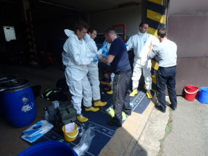 Cvičení s biohazard týmem