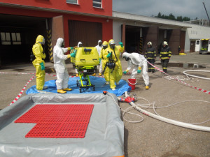 Cvičení s biohazard týmem