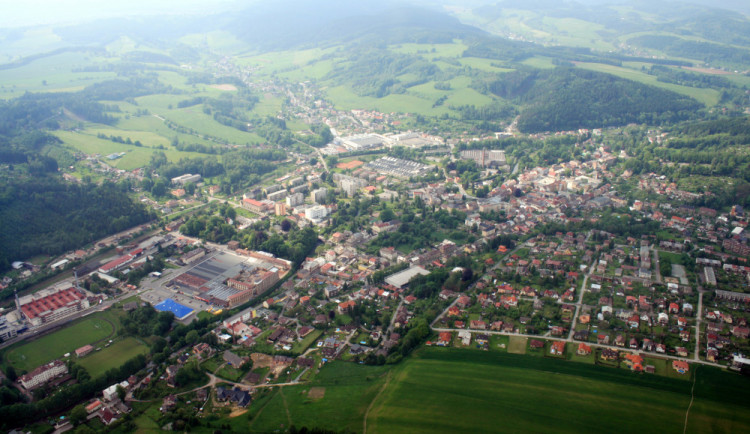 Referendum o výstavbě radnice bude v Hronově v říjnu