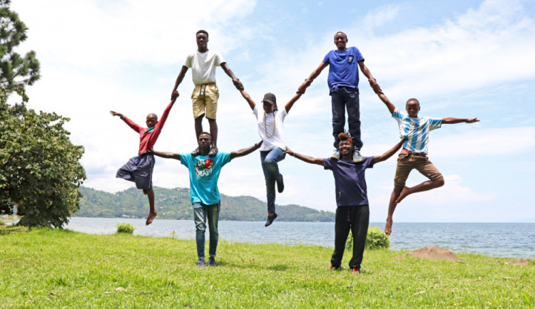 Future Vision Acrobat 