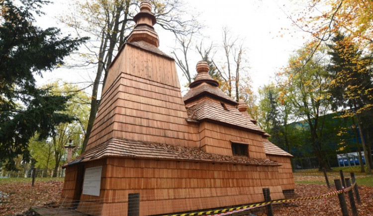 Kostelík v Jiráskových sadech