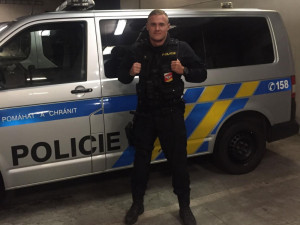 Královéhradecký policista Patrik Till se stal mistrem Evropy v benchpressu