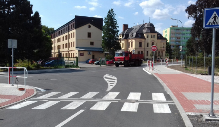 Vrchlabská Dělnická ulice je otevřena. Jako poslední úsek druhé etapy rozšíření průmyslové zóny