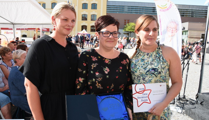 Ceny sociálních služeb jsou předány. Mezi laureáty jsou i studenti gymnázia