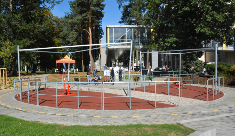 Fakultní nemocnice otevřela pro pacienty unikátní Plicní park