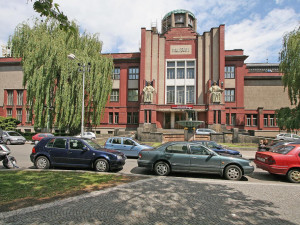 Hradecké muzeum získalo poklad stříbrných grošů z Trutnovska