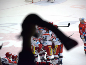 Derby ovládly Pardubice, Hradec doma v letošní sezóně poprvé padl