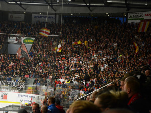Derby ovládly Pardubice, Hradec doma v letošní sezóně poprvé padl