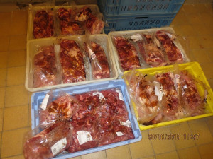V jídelně v Kostelci nad Orlicí našli veterináři prošlé maso