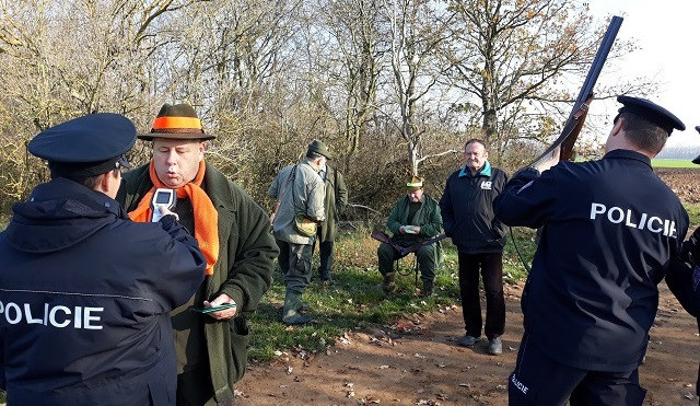 Myslivci na jižní Moravě chodí na hony střízliví, ukázaly to policejní kontroly