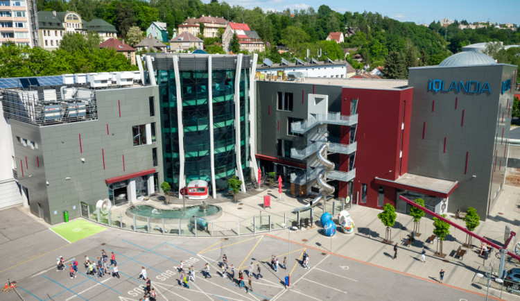 Vánoce v iQLANDII aneb Darujte chytrou zábavu