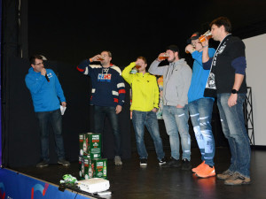 Čeští florbalisté postoupili do semifinále domácího mistrovství světa, fandit se bude i v hradecké fanzóně