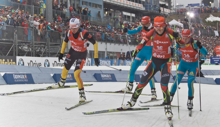 Veronika Vítková v popředí s číslem 16