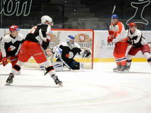 Prestižní univerzitní derby ovládl Hradec, domácí Pardubice prohrály vysoko 2:6