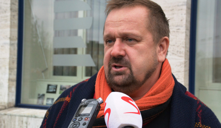 Šéfredaktor Petr Fischer