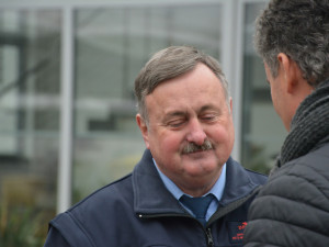 Řidič hradeckého dopravního podniku Ladislav Husák má na kontě 2 miliony kilometrů bez nehody