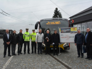 Řidič hradeckého dopravního podniku Ladislav Husák má na kontě 2 miliony kilometrů bez nehody