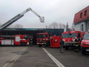 Krajští hasiči koupili auta a techniku za 67 milionů korun