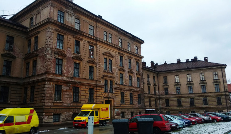 Přestavba hradeckého muzea v kasárnách vyjde na 237 milionů korun