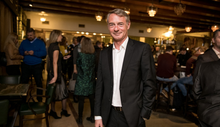 Jiří Dvořák na premiéře filmu Narušitel