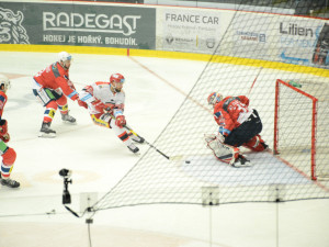 Vyprodané Derby ovládl Hradec, minutu před koncem rozhodl Pavlík