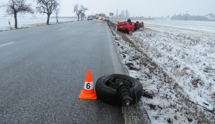 Nehoda na silnici I/33