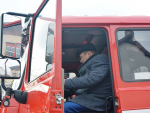 Dobrovolní hasiči z Plácek a Třebše mají nové cisterny