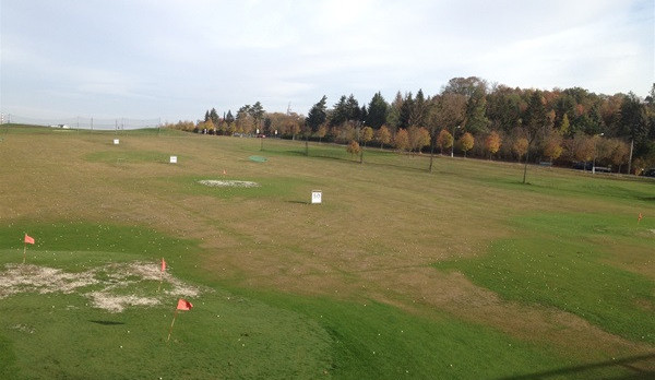 Park Golf Hradec dostal pokutu za nepovolené zavlažování hřiště, zaplatí téměř 150 tisíc korun