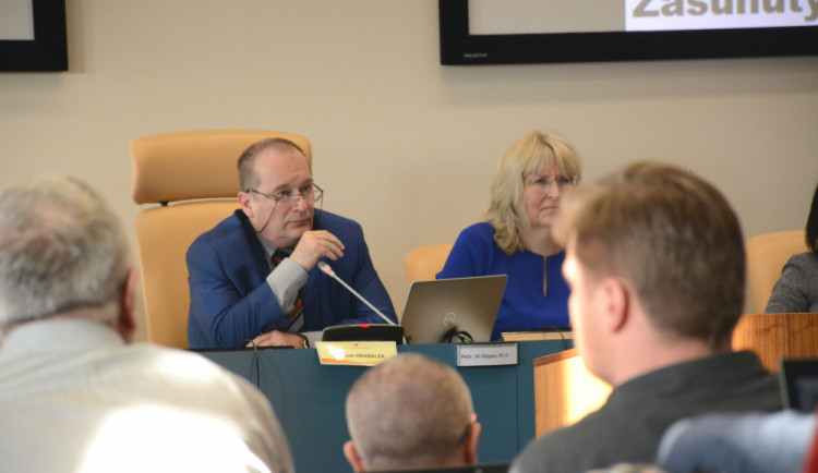 Město Hradec Králové začalo chystat nový tendr na stadion za nejvýše 605 milionů korun