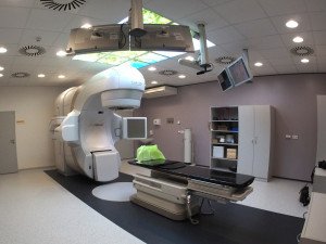 Hradecká fakultní nemocnice ošetří více onkologických pacientů