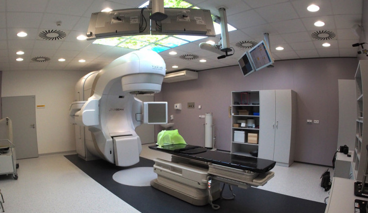 Lineární urychlovač