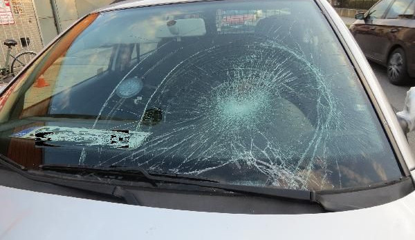 Auto poškozené po nehodě