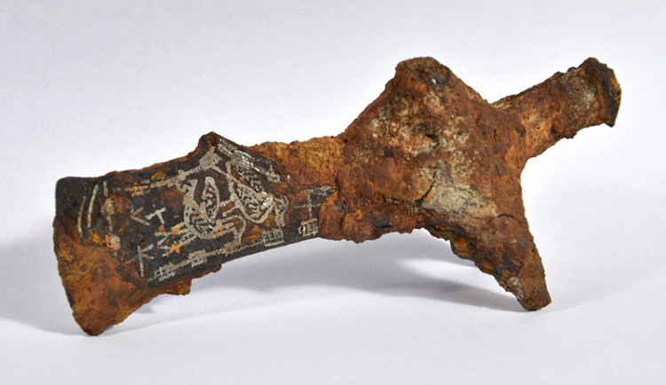 V hradeckém kraji našli velkomoravskou sekeru, v ČR nemá obdoby