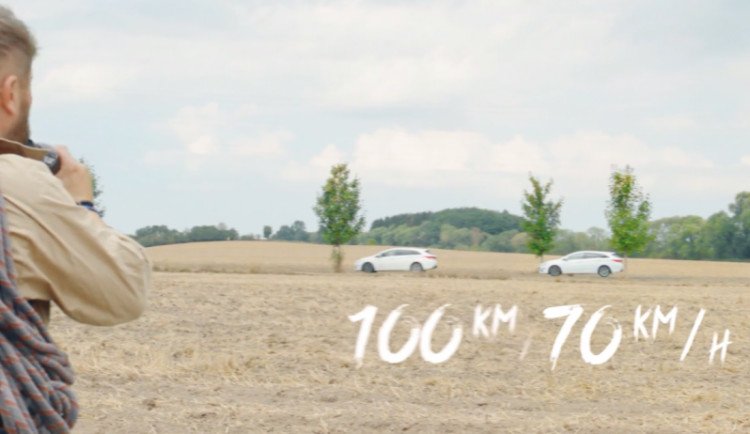 VIDEO: Je porušení soustředění na jízdu a tím zvýšení reakční doby řidiče možným zabijákem?