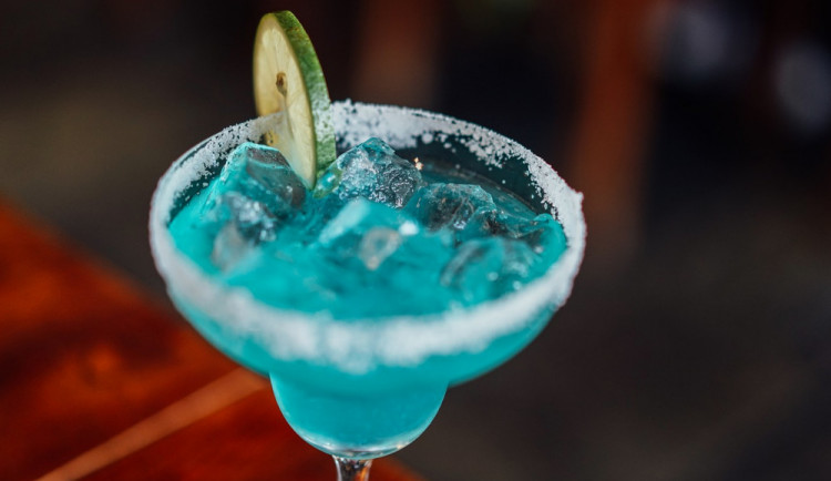 Sobota bude svátkem pro milovníky koktejlů. Cocktail International představí svět kvalitního pití