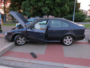 VIDEO: Honička v Hradci. Řidič ujížděl policistům stokilometrovou rychlostí