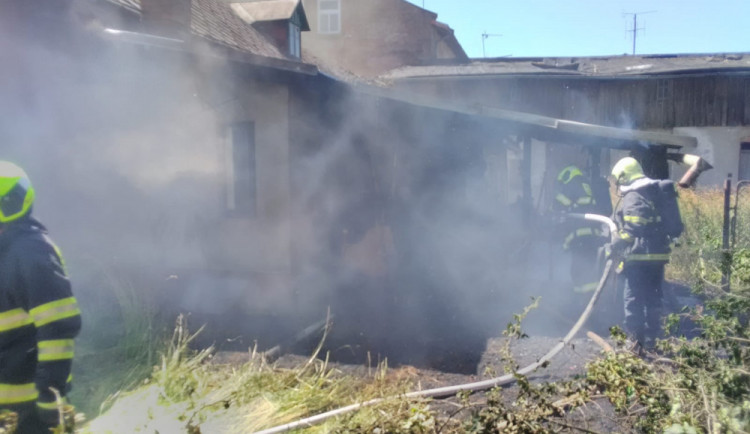 Požár přístavku.