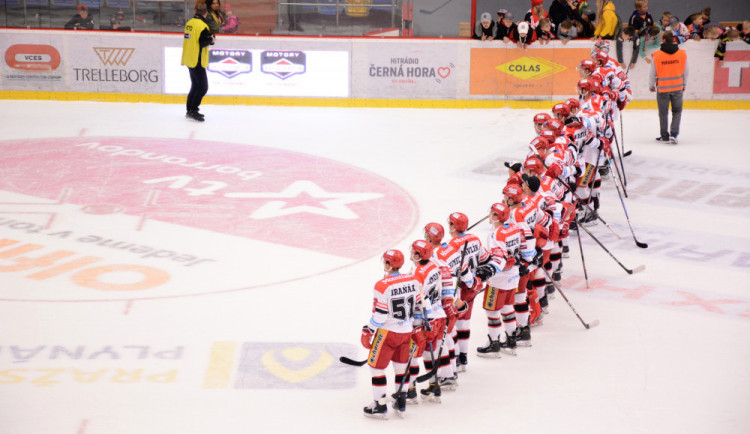 Hradečtí hokejisté zahájili Mountfield Cup porážkou po nájezdech