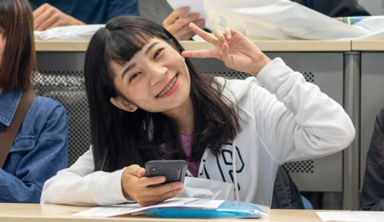 Asijští studenti strávili v Hradci Králové měsíc