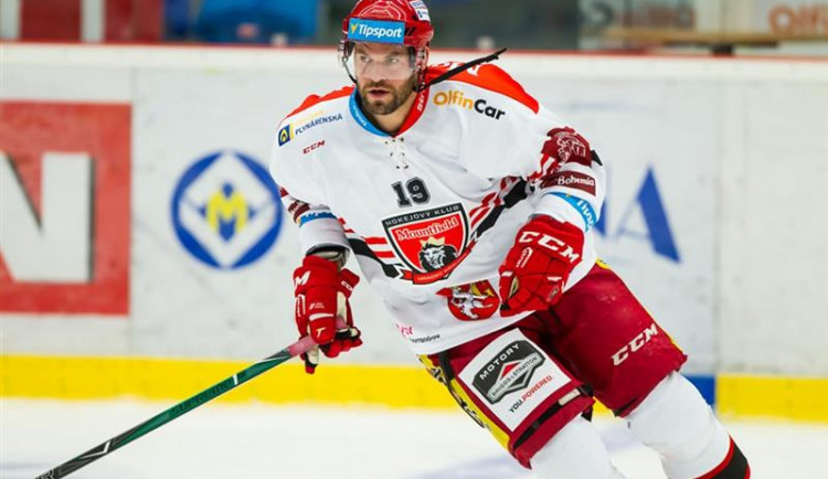 Radek Smoleňák v dresu Hradce
