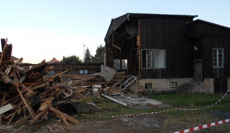 Sokolovna na Pouchově