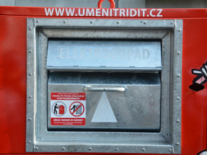 Nový kontejner na elektroodpad