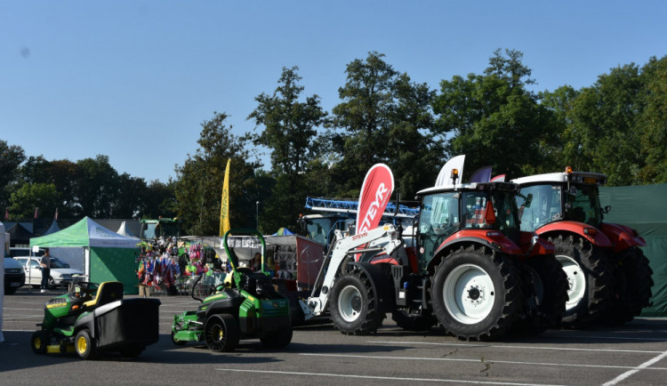 dožínky u koupaliště Flošna 
