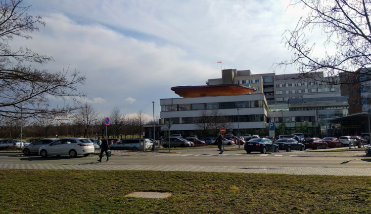 Fakultní nemocnice HK
