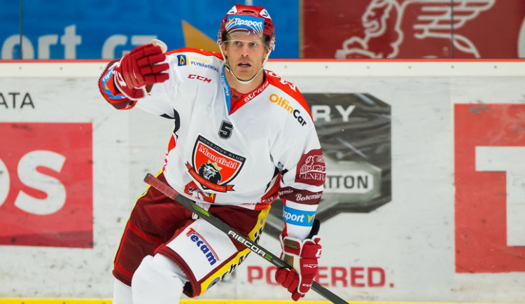 Samuelsson v hradeckém dresu